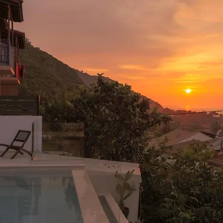 Dimitris - The House & The * Frínion