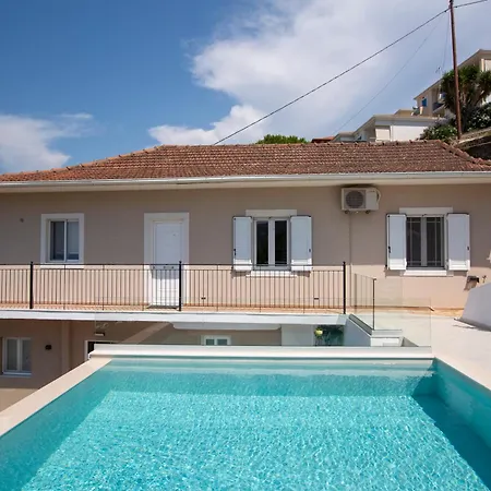 度假居 Dimitris - The House & The Frínion