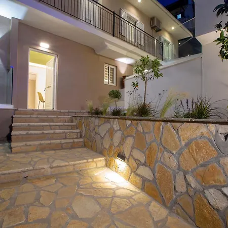 度假居 Dimitris - The House & The Frínion