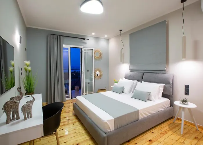 度假居 Dimitris - The House & The *