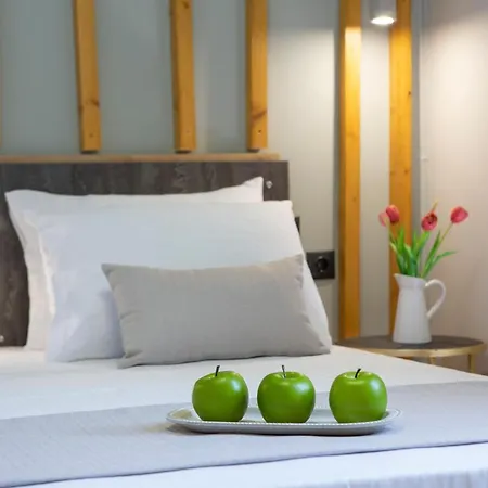 Dimitris - The House & The * Frínion