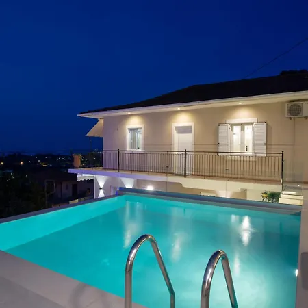 Vakantiehuis Dimitris - The House & The Frínion