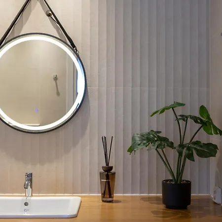 Dimitris - The House & The Vakantiehuis Frínion