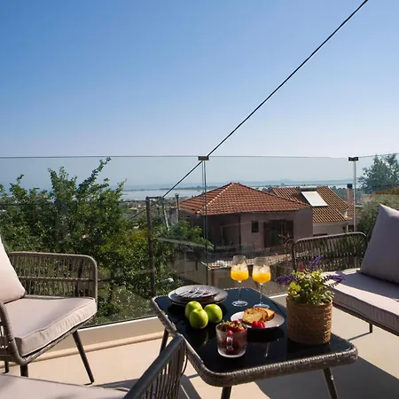 Vakantiehuis Dimitris - The House & The Frínion