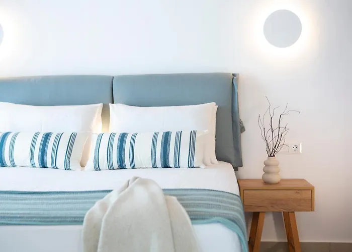 Dimitris - The House & The